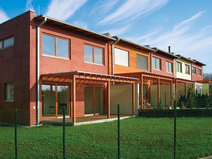 Скрытый крепеж: как собрать идеальную террасу или фасад без видимых саморезов