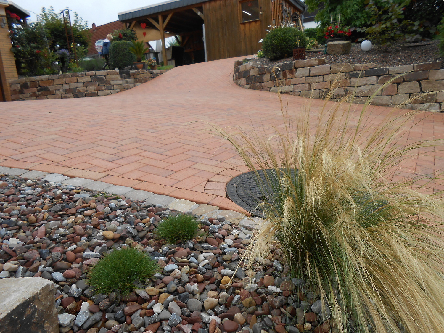 Фото клинкерной брусчатки. Кирпич тротуарный для замощения (Lode)