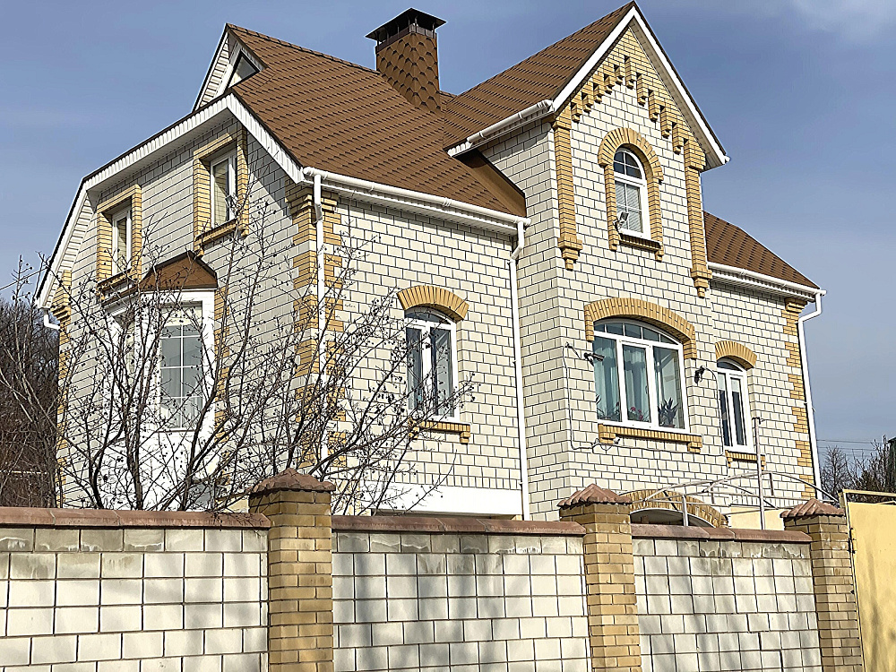 Саратовский кирпич. Фотографии домов