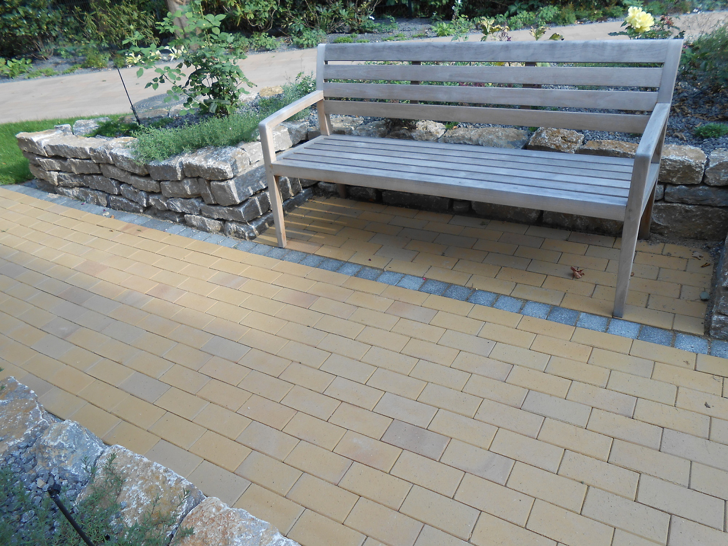 Фото клинкерной брусчатки. Кирпич тротуарный для замощения (Lode)